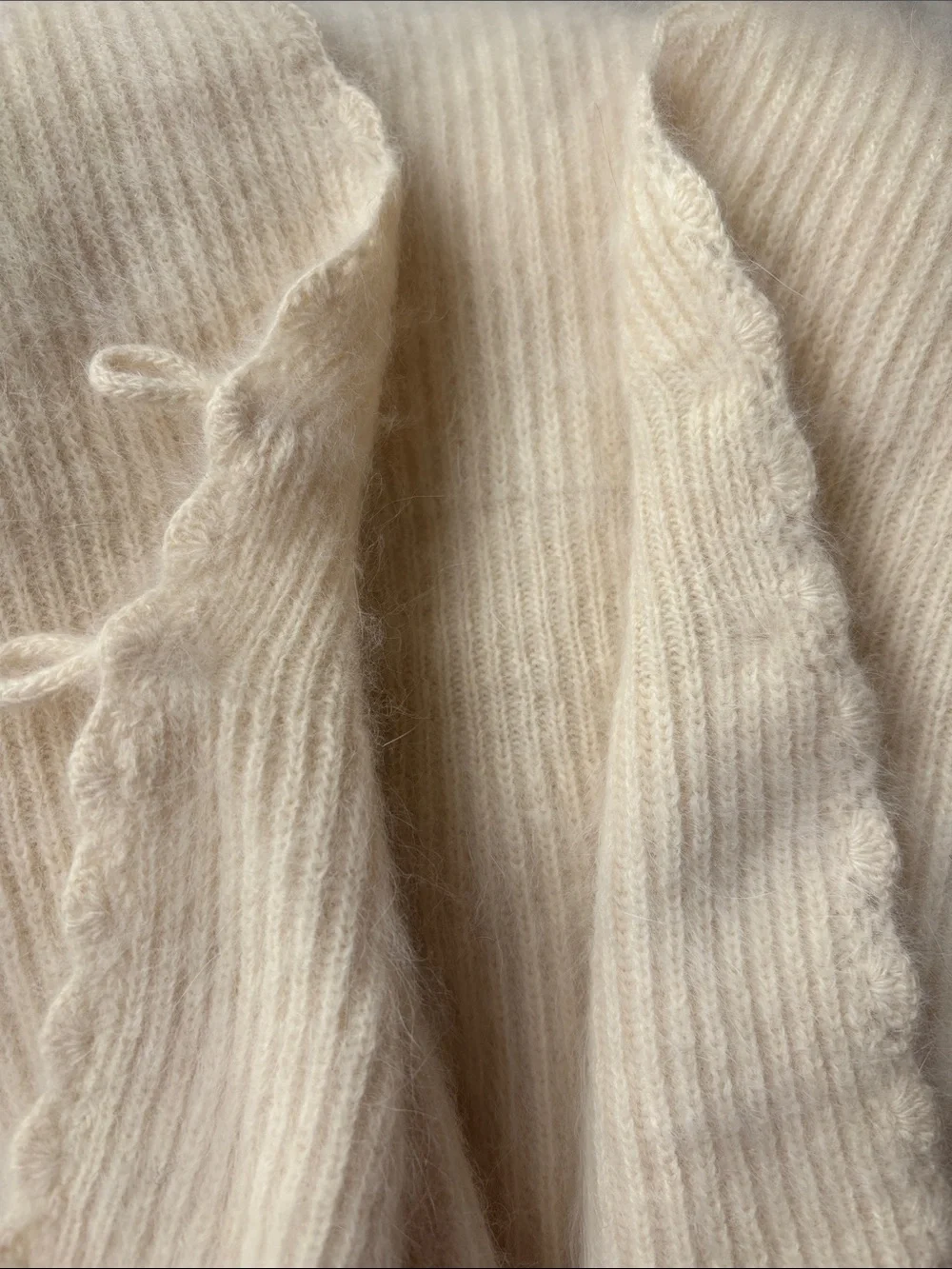 VTG Cream Angora Lambswool Fuzzy Soft Cardigan Sweater - IB Diffusion Small - Picture 4 of 12